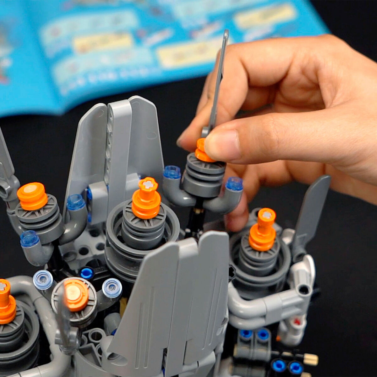 V3H61A05D1BD4CB7253D1B2434329541E58R5528584P5